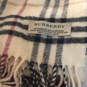 Burberry Classic Check Merino & Cashmere Scarf